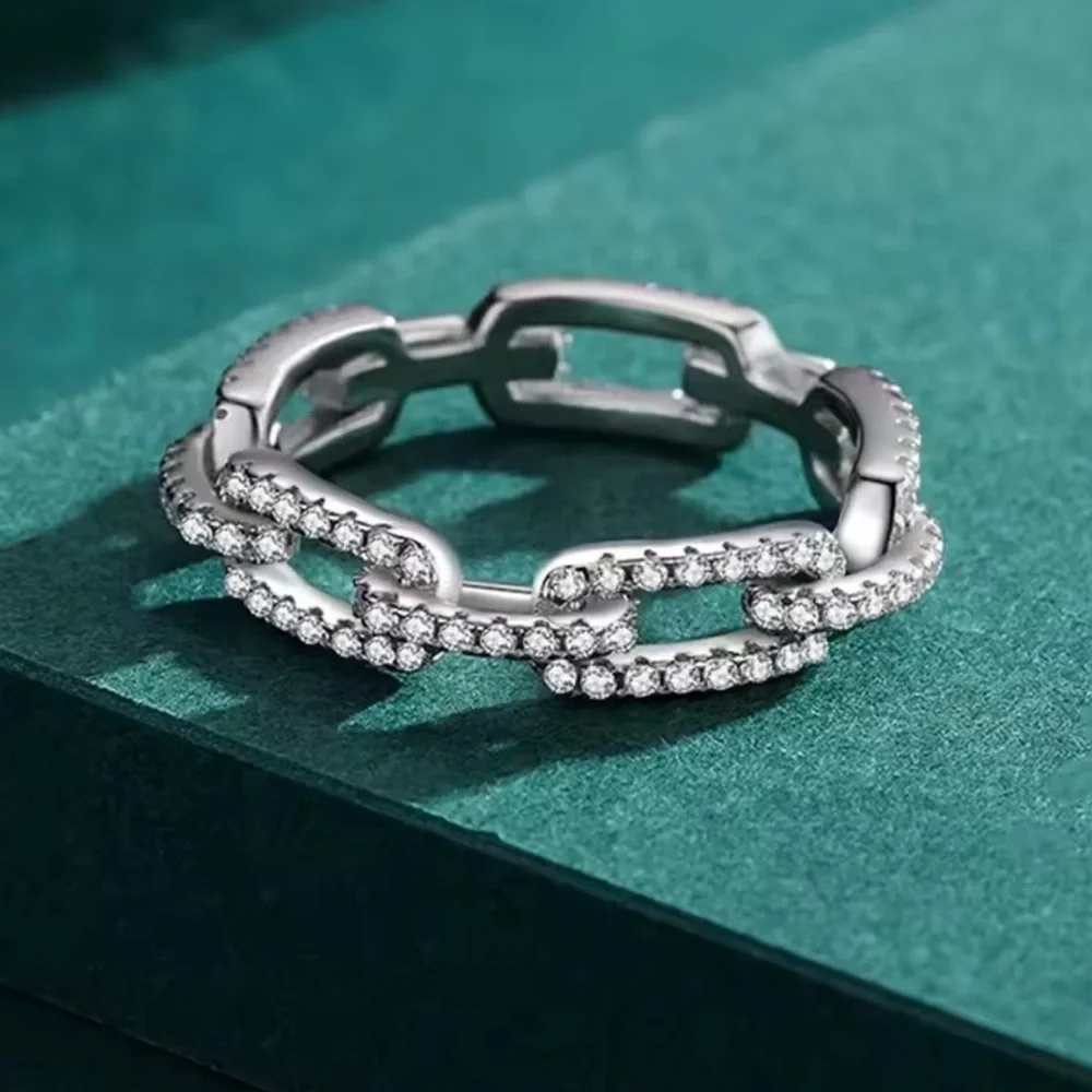 Move Uno Elegant Silver Chain Link Ring